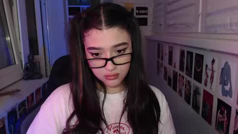 miiiiiiaaaa online show from February 9, 3:11 am