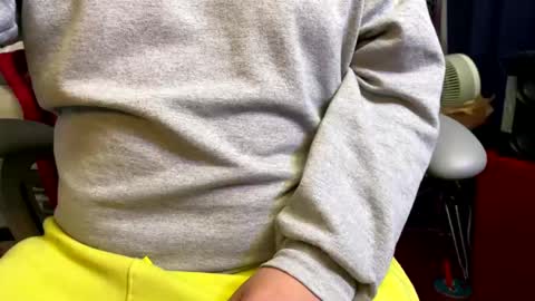 latinboy3232 online show from January 3, 3:16 am