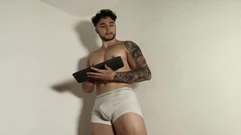 LatinBoyVIP  Colombian online show from July 14, 12:36 am