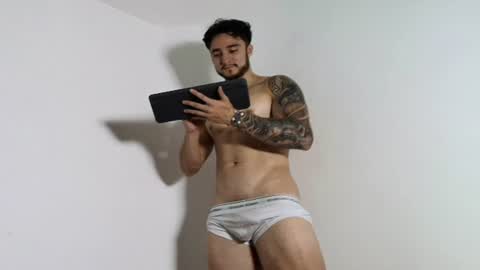 LatinBoyVIP  Colombian online show from June 12, 2:54 am