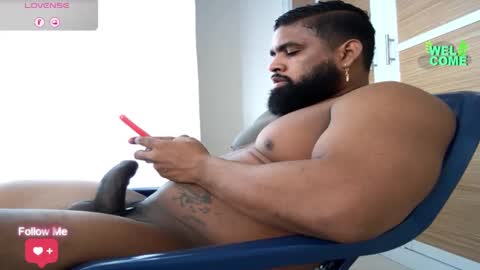 Snapshot of latinhot202423 chatting on February 11, 12:47 pm blackBear online show from February 11, 12:47 pm