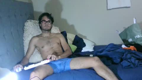 latinincognito online show from December 23, 7:36 am