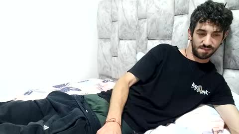 latinlustandfrenchkiss online show from December 5, 3:54 pm