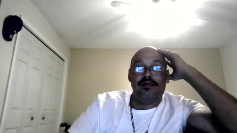 latinoinfla online show from August 9, 12:43 am