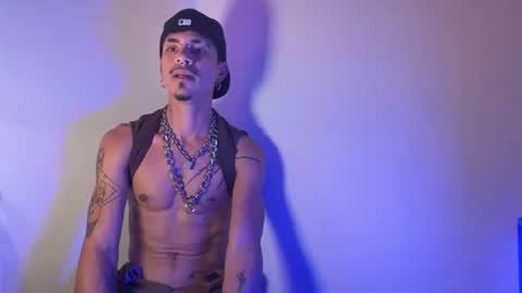 latinprincee online show from December 18, 6:20 am