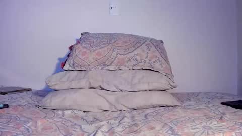 Snapshot of latinsecretfantasy chatting on November 1, 12:33 am latinsecretfantasy online show from November 1, 12:33 am