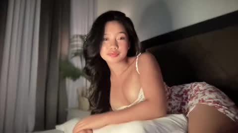 via blanca online show from March 30, 12:27 pm