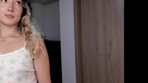 Lau Miller online show from December 16, 2:41 am