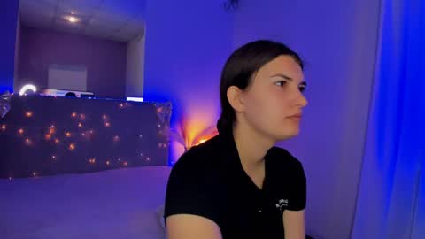 Laura online show from May 10, 5:25 am