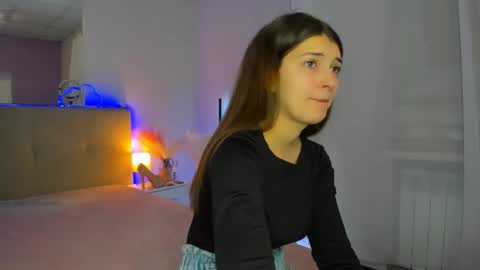 Laura online show from December 2, 6:45 am