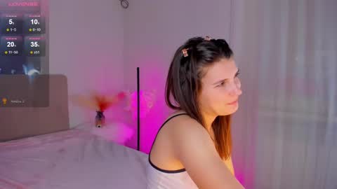 Laura online show from March 8, 9:17 am