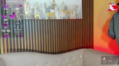 Laura online show from October 22, 12:51 pm