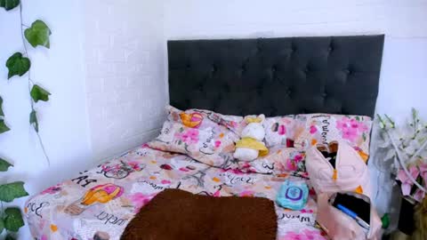 LAURA online show from July 3, 5:18 pm