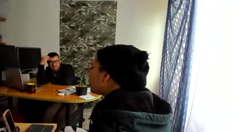 LARA online show from December 23, 5:00 pm