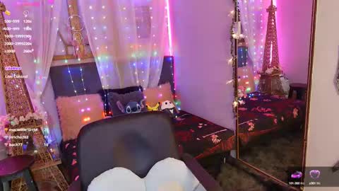 Kate  online show from March 5, 3:51 pm