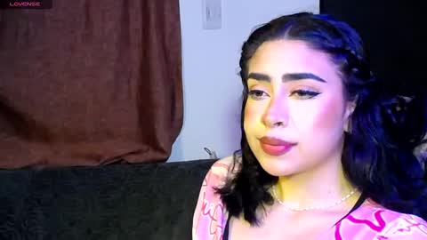 laura_pink01 online show from November 26, 5:59 am