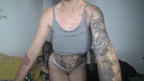 Lilian Banks online show from August 3, 9:37 am