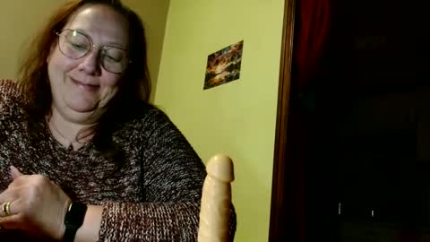 laureanne online show from March 5, 8:32 pm