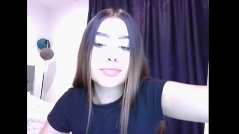 Lauren Clauz online show from November 19, 11:58 pm