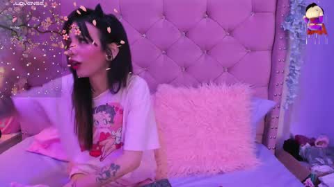 Lauren evans9 online show from March 2, 4:07 am