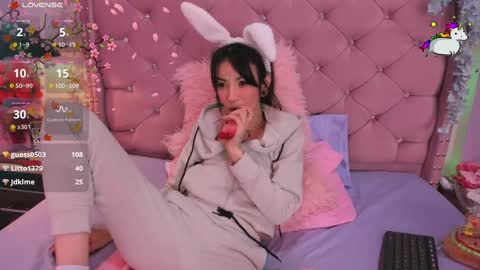 Lauren evans9 online show from March 9, 10:52 am