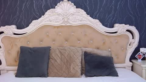 Laura online show from April 2, 2:57 pm