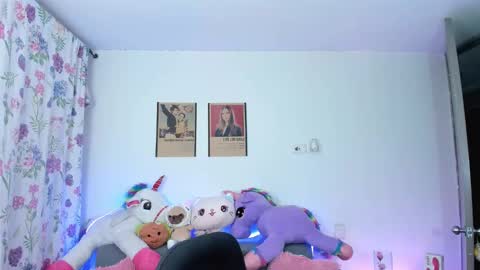 Laura online show from September 11, 12:45 am