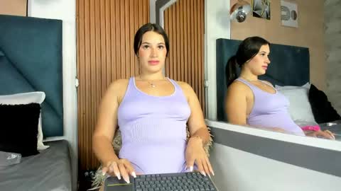 laurenthferrer online show from June 8, 11:44 am