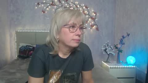 Lauren online show from March 13, 12:19 pm