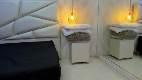 Laurent online show from December 16, 11:27 am