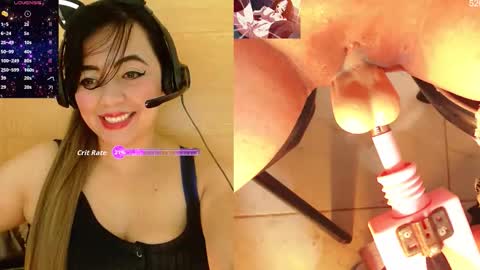 lauriss_ online show from December 22, 2:51 am