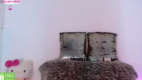 LauryMoons online show from July 17, 2:13 am