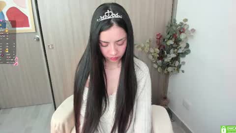 Lauryn online show from July 11, 7:17 pm
