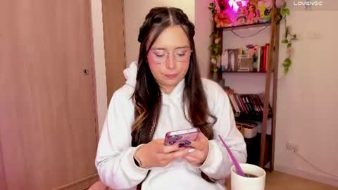          online show from July 18, 1:40 am