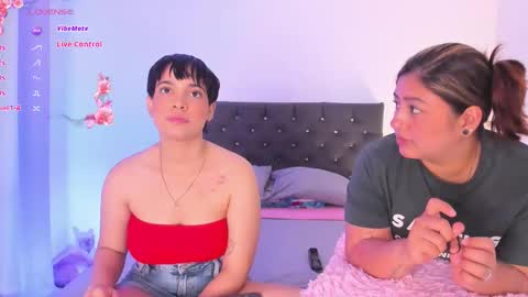 Lau  Sofi  online show from October 18, 3:27 pm