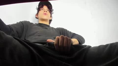 Snapshot of lax777_ chatting on October 27, 5:07 am ZAmbrano online show from October 27, 5:07 am