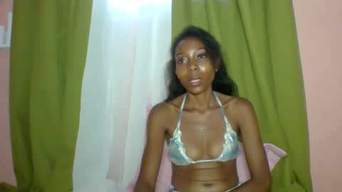 layannek online show from March 16, 5:44 am