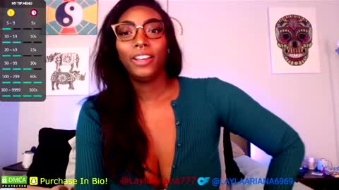 LaylaAriana online show from April 24, 6:54 pm