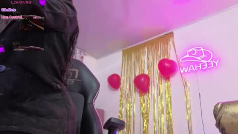 laylafoxy_tay online show from February 25, 3:21 am