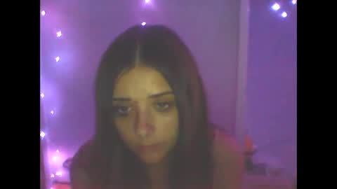 Layla online show from September 16, 7:00 am