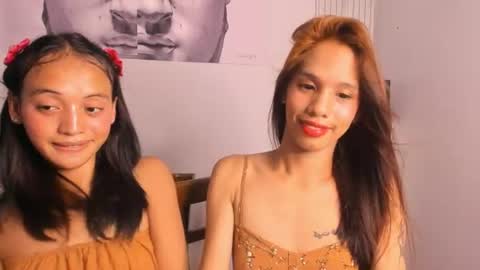 KATE AND SHAINA online show from July 26, 9:18 am