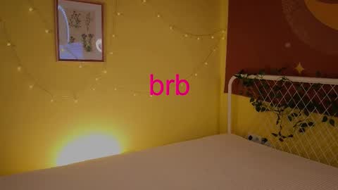 Lea online show from October 7, 6:59 pm