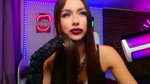 lea_loon online show from June 7, 2:44 pm