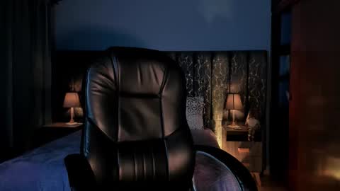 Lea Velle online show from January 19, 5:28 am