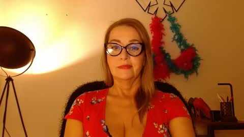 LEA online show from April 22, 2:24 pm