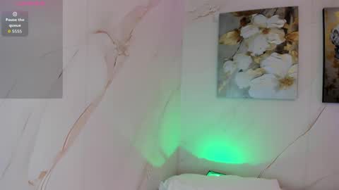 LEAH online show from April 7, 3:08 am