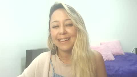 leah_susman online show from November 22, 1:37 am