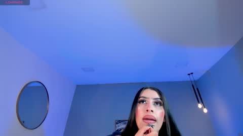 leahlombardi_ online show from March 13, 3:32 am