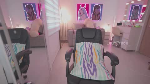 Instagram Leahprada  online show from January 16, 10:08 pm