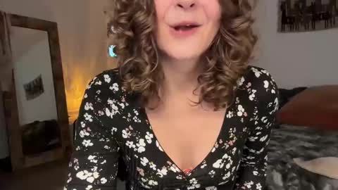 Leah Sparkles online show from October 30, 4:07 pm